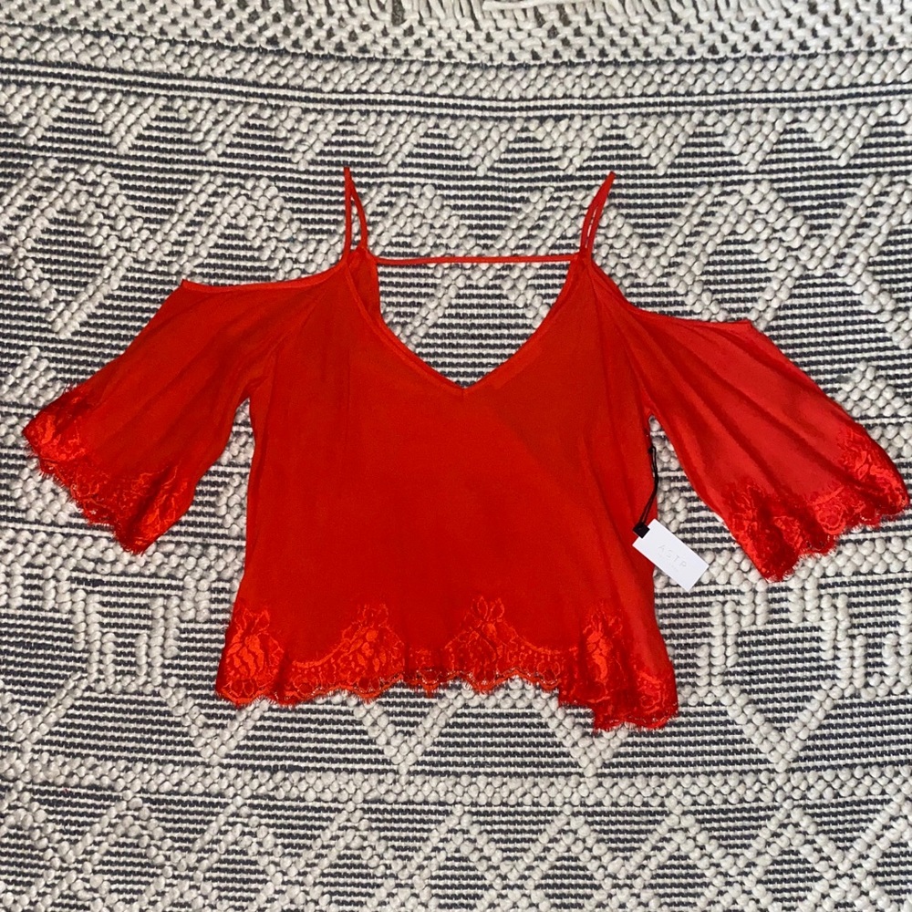 ASTR cold shoulder top